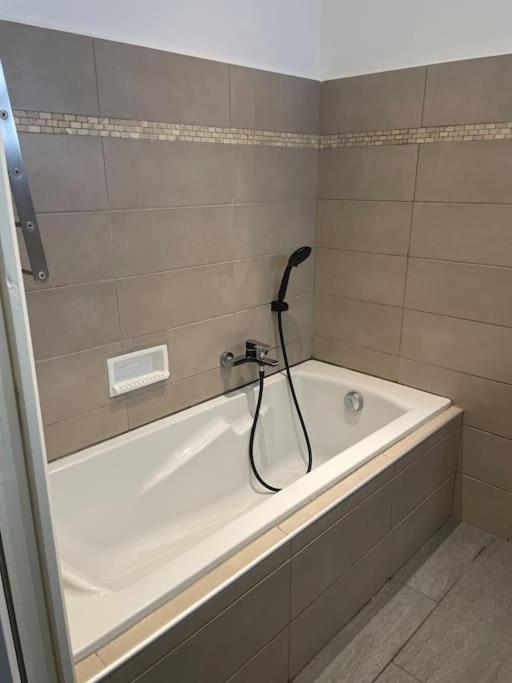 Juan Les Pins 2 Pieces 50M2 Apartment อองทีบส์ ภายนอก รูปภาพ